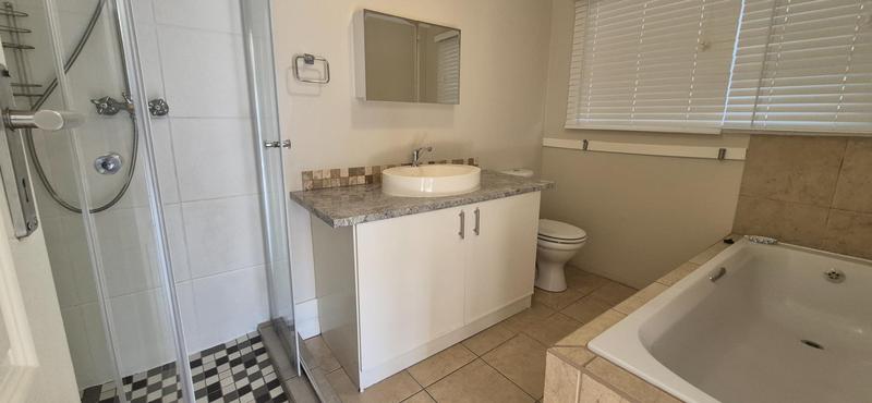 To Let 2 Bedroom Property for Rent in Dana Bay Western Cape